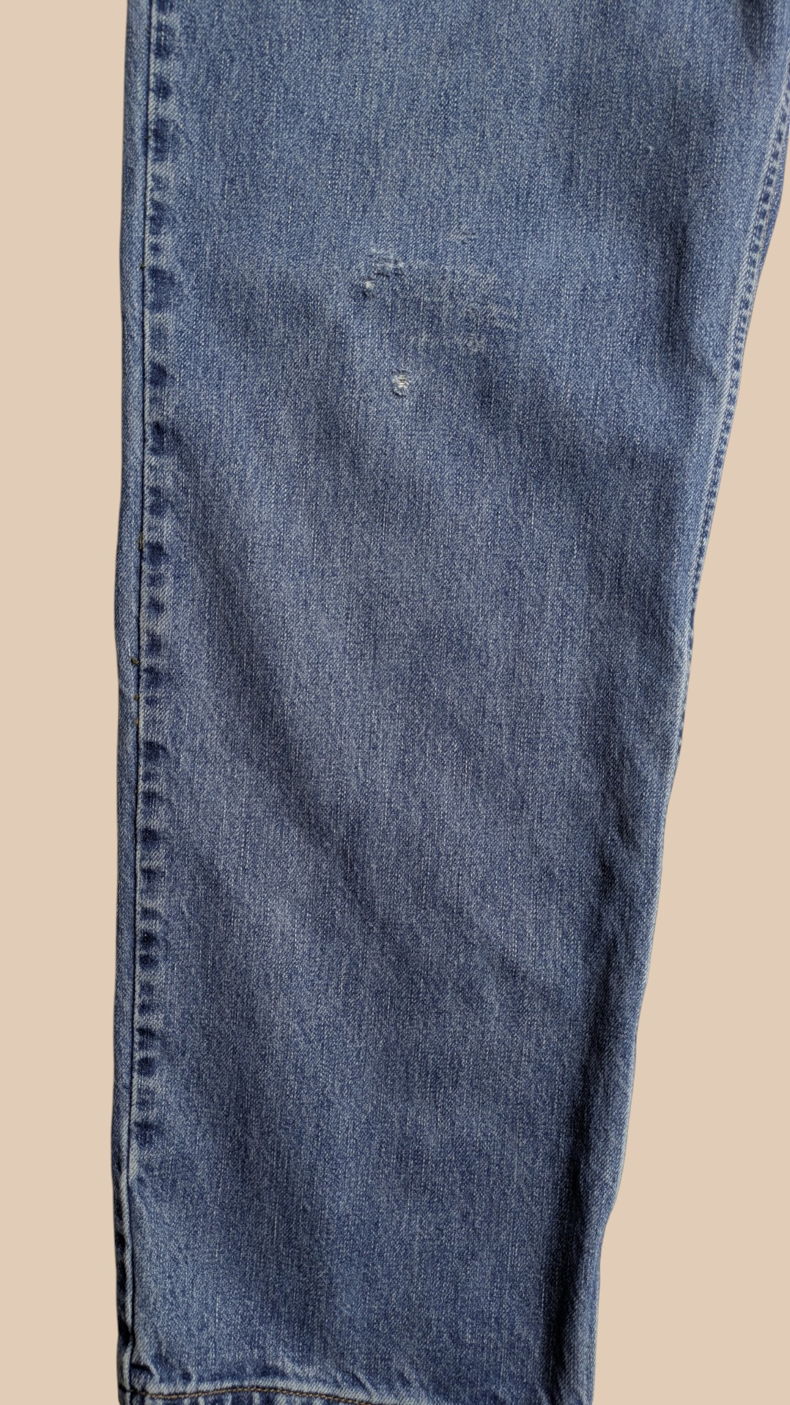 Y2K Levi's 550 Medium Wash Jeans