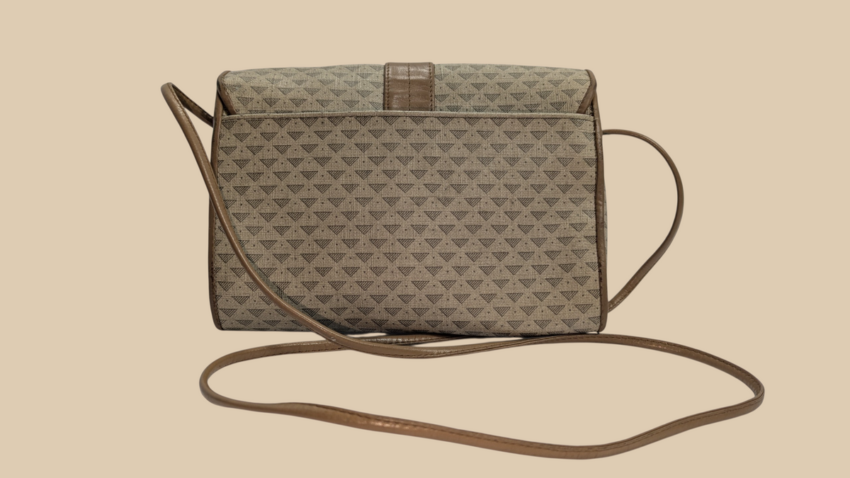 80s Liz Claiborne Mini Logo Envelope Crossbody bag
