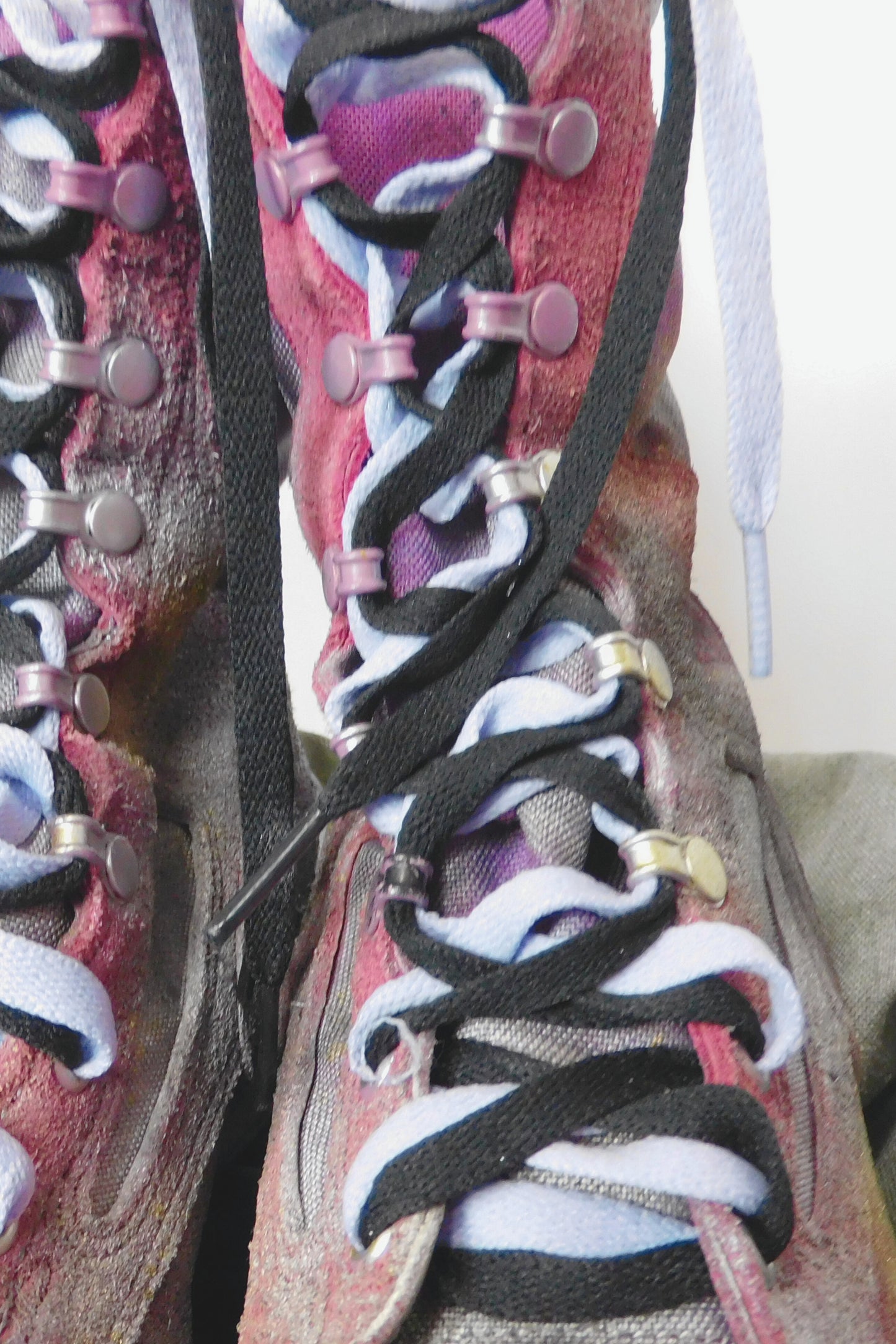 SOLDIER OF FORCE Stumping Hard Painted Combat Boots
