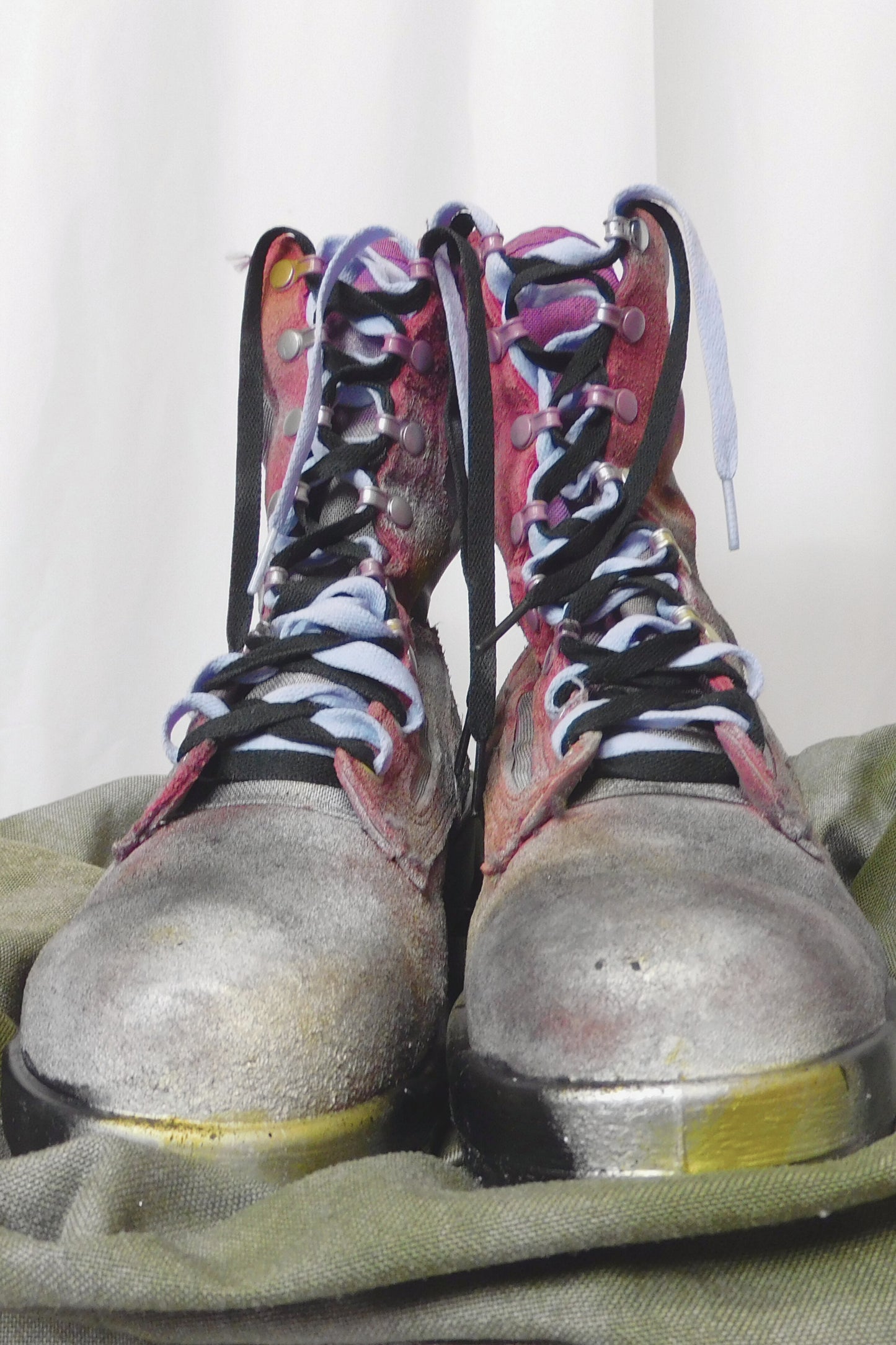 SOLDIER OF FORCE Stumping Hard Painted Combat Boots