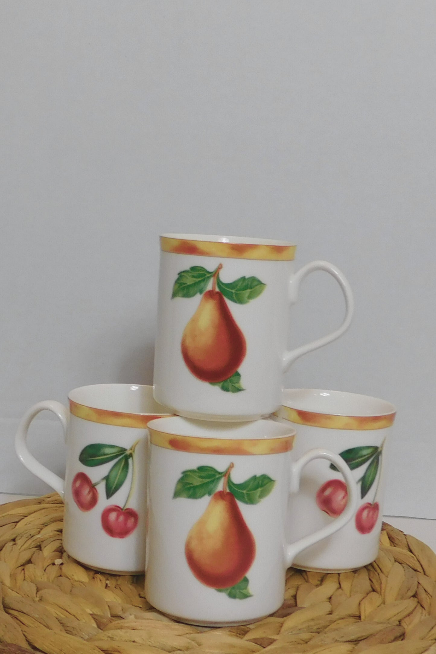Noritake Epoch Collection Pear Porcelain Coffee Mug Set of 4