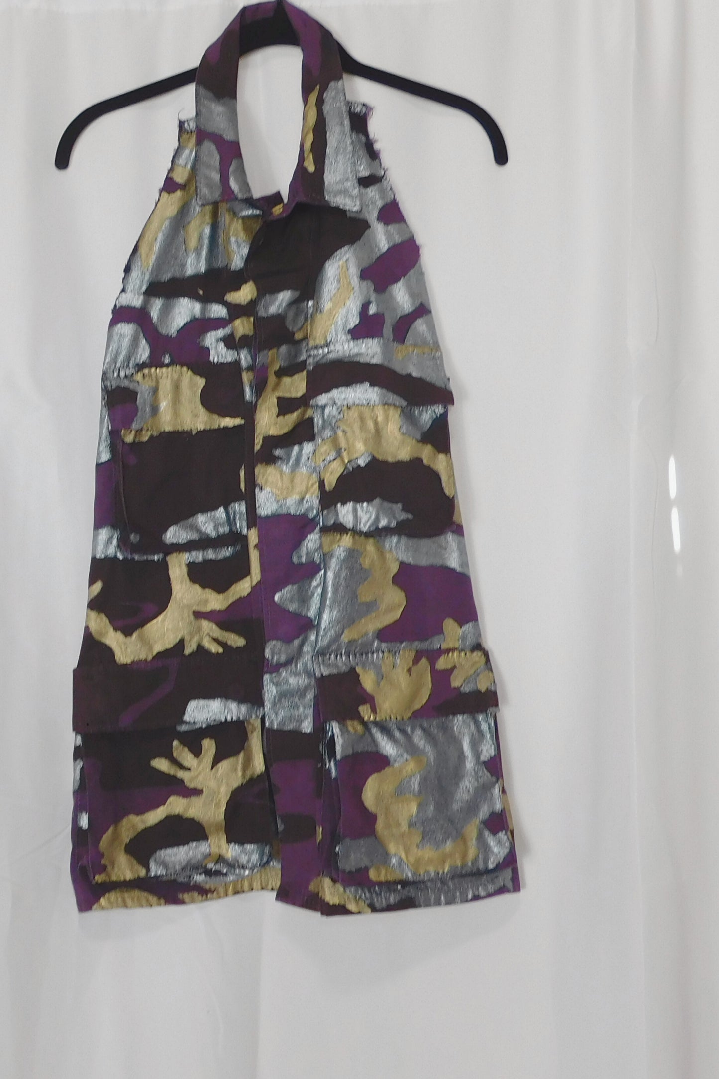SOLDIER OF FORCE She Fancy Camo Metallic Halter Top