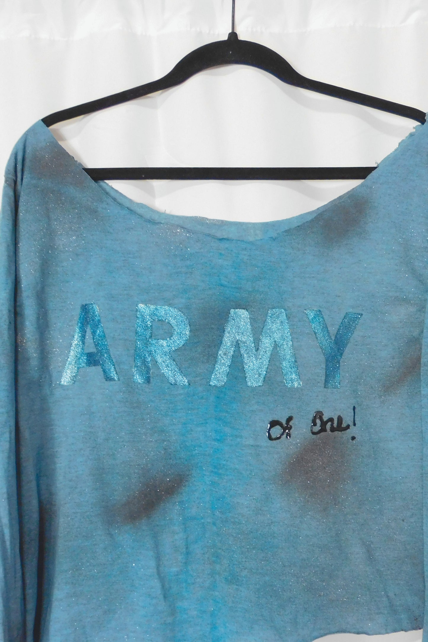 SOLDIER OF FORCE Army Of One Off The Shoulder Tee