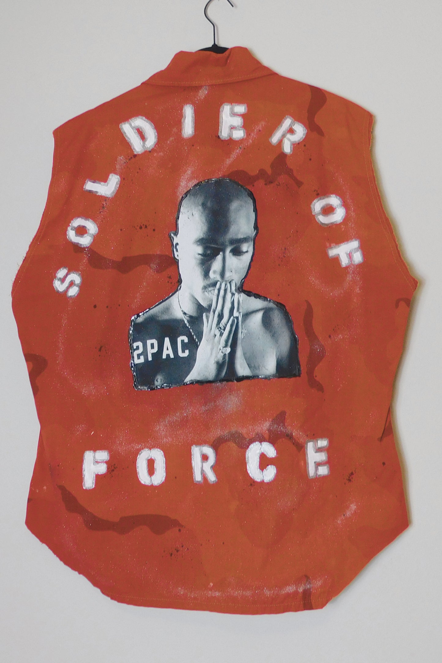 SOLDIER OF FORCE Tupac Is My General! Long Camo Vest