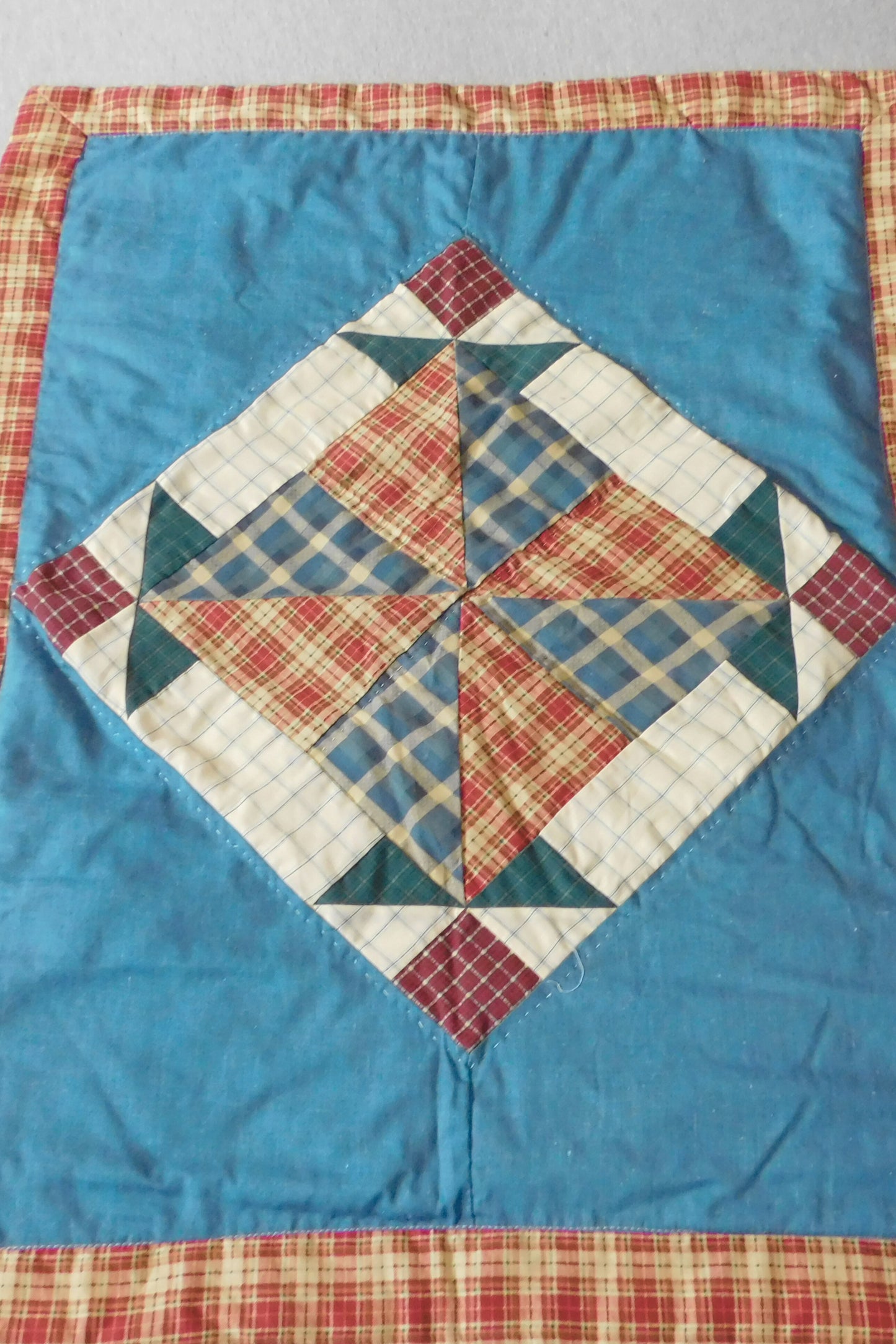 Vintage Plaid Quilt and Pillow Sham Set
