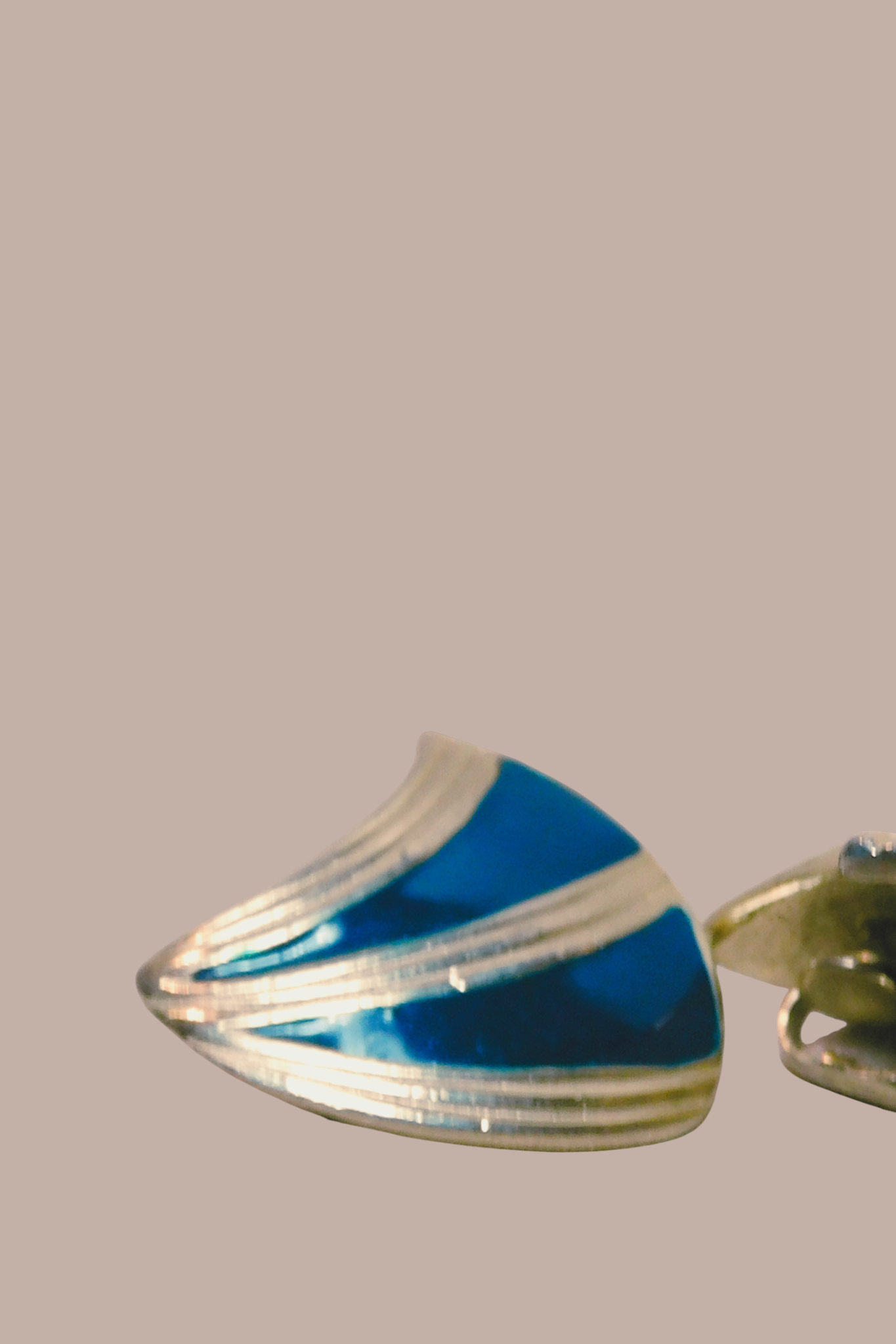 80s Shell Statement Earrings