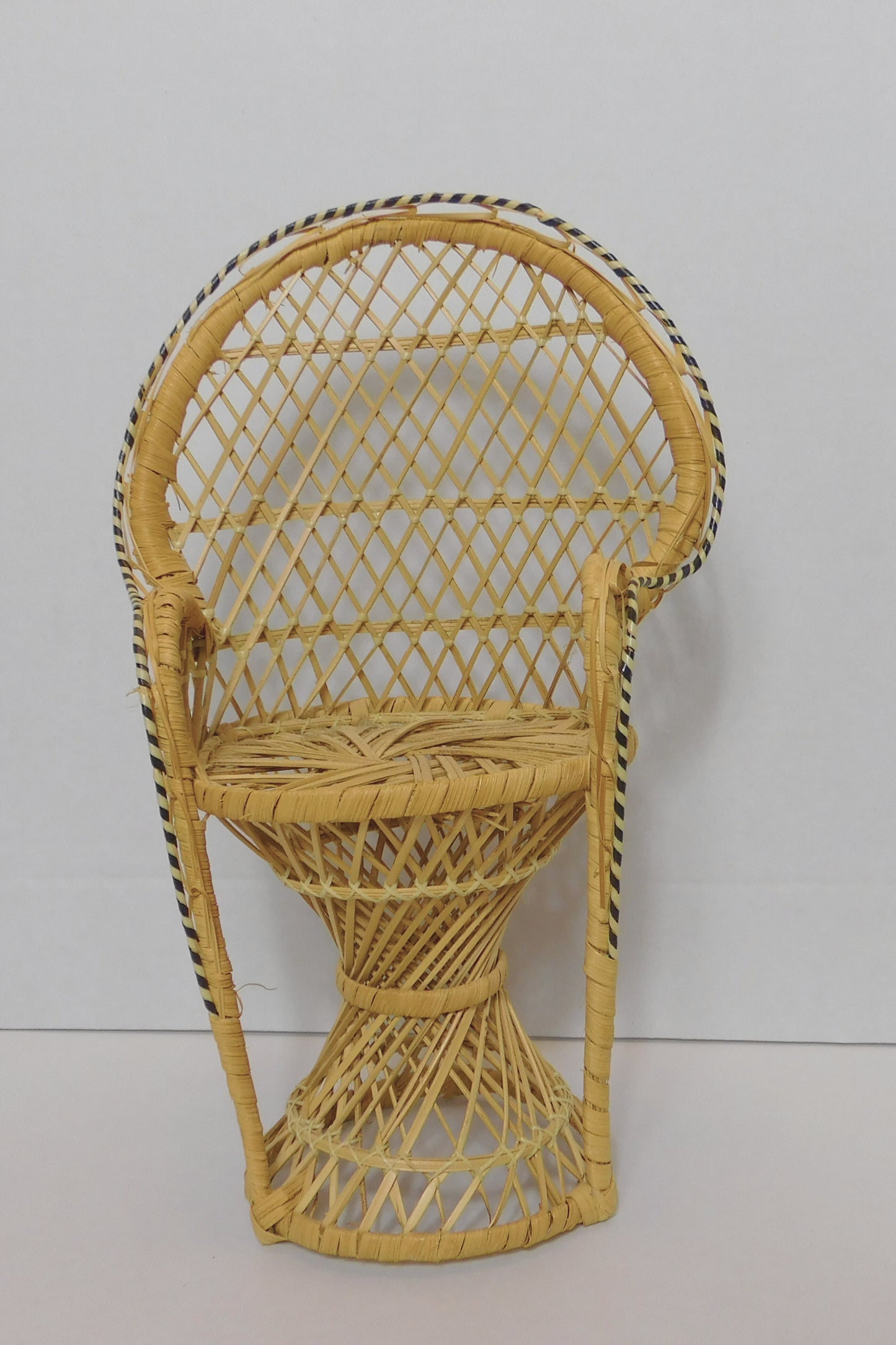 Mini Wicker Peacock Chair Plant Holder