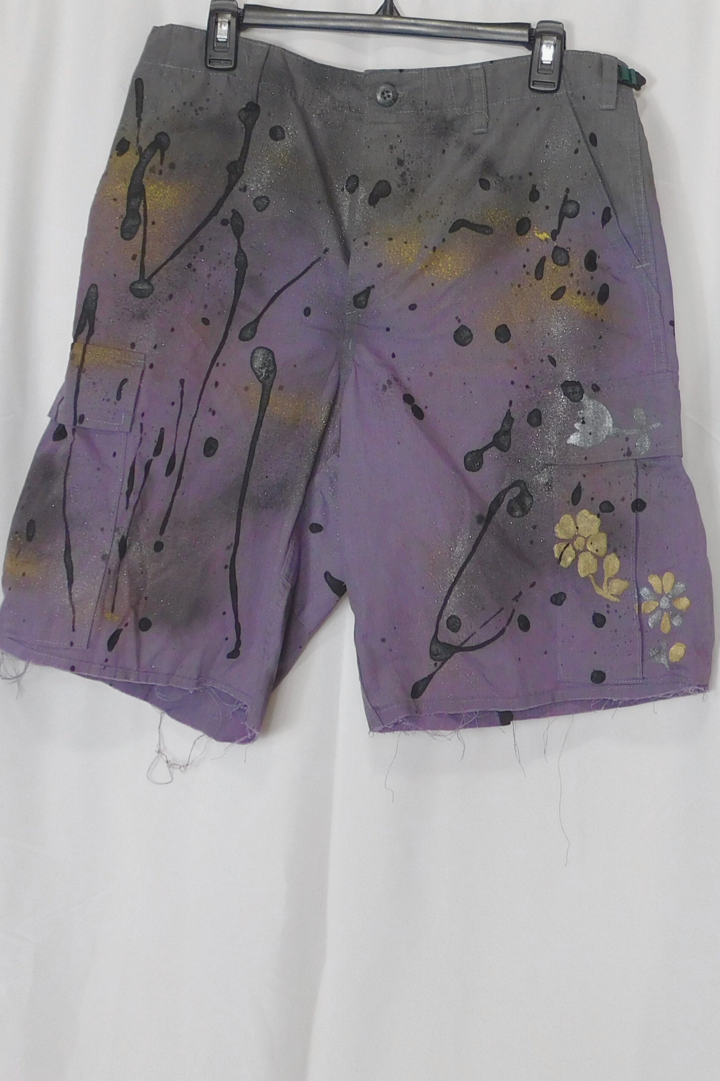 SOLDIER OF FORCE Get It Out The Paint Splattered Cargo Short