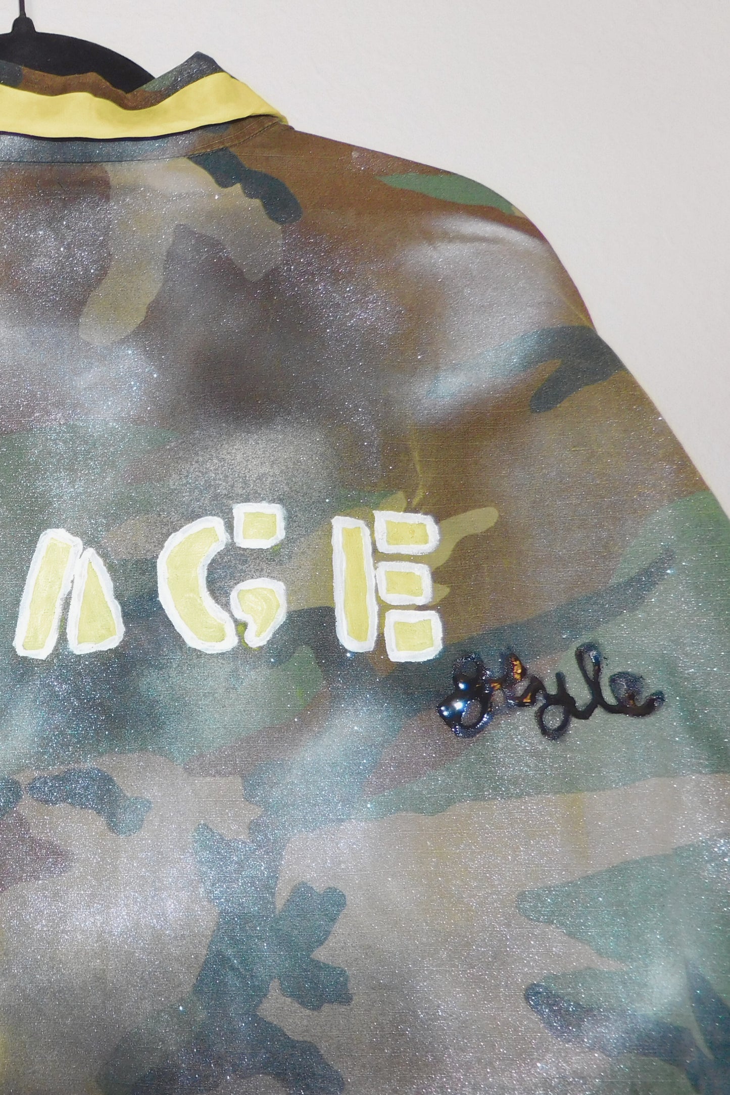 SOLDIER OF FORCE Yellow Submarine Cropped Camo Jacket