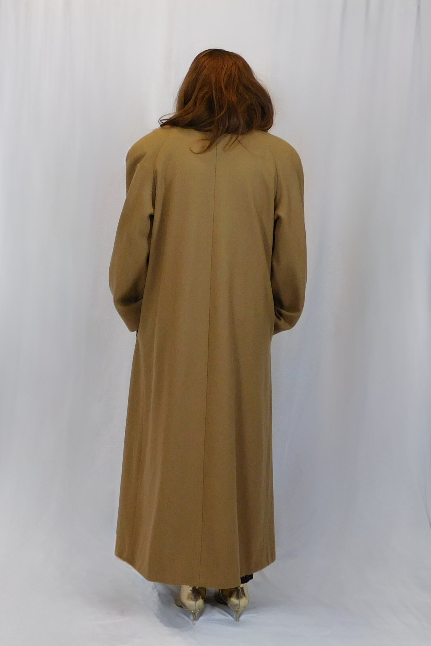 Minimalistic Girlie Camel Long Coat