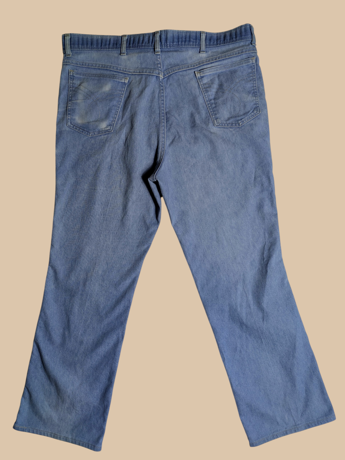 Light Wash Faded Jeans