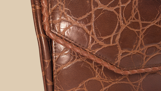 90s Crocodile Textured Crossbodu Bag