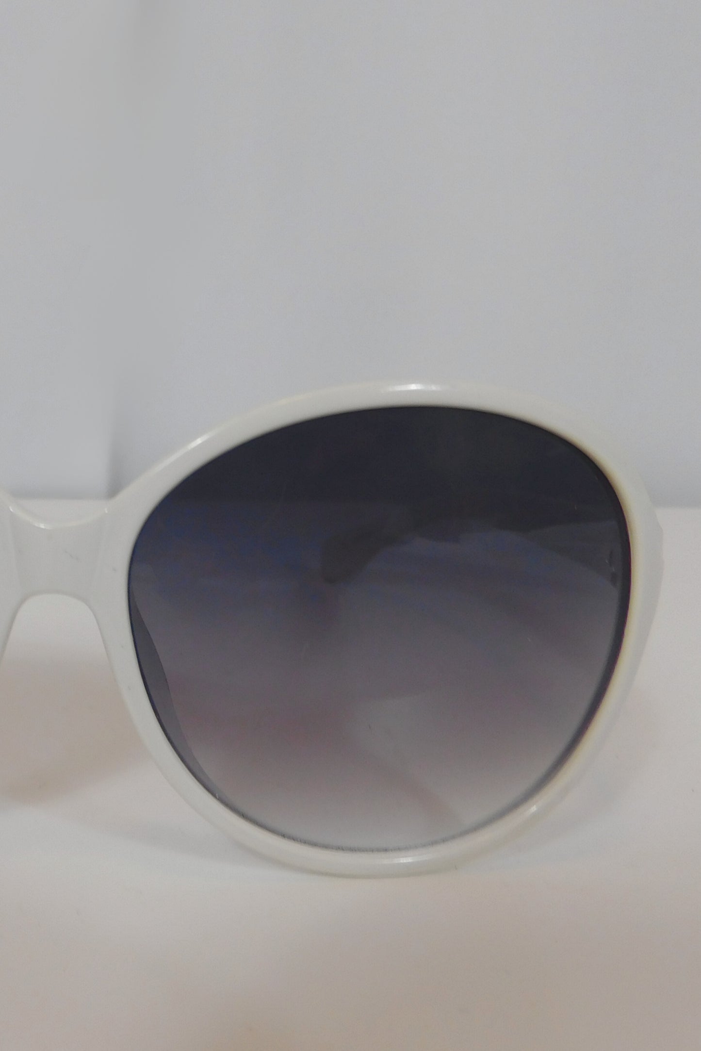 The Mod Life White Frame Sunglasses