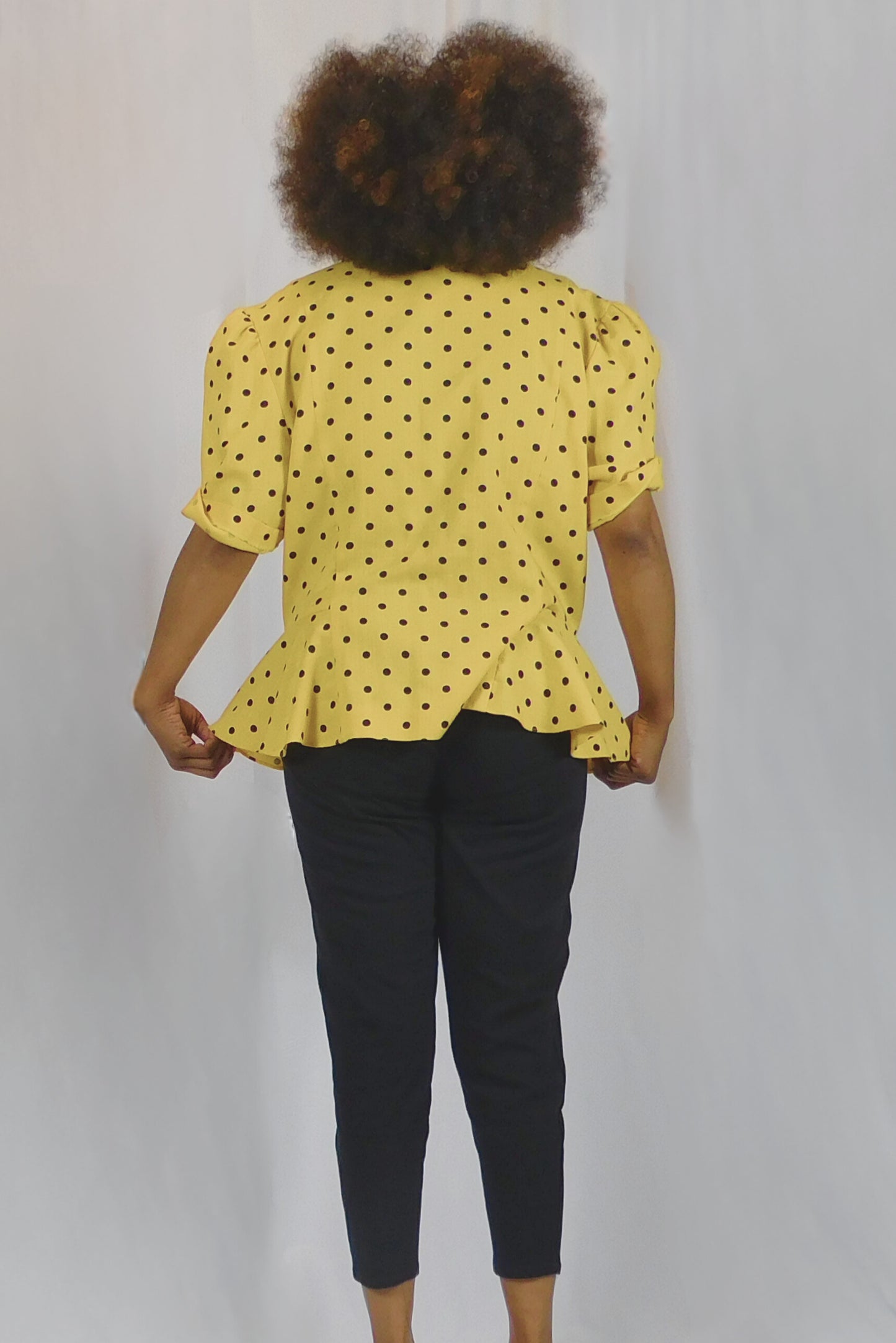 THE ARTIST COLLECTION Cute As A Button Peplum Top