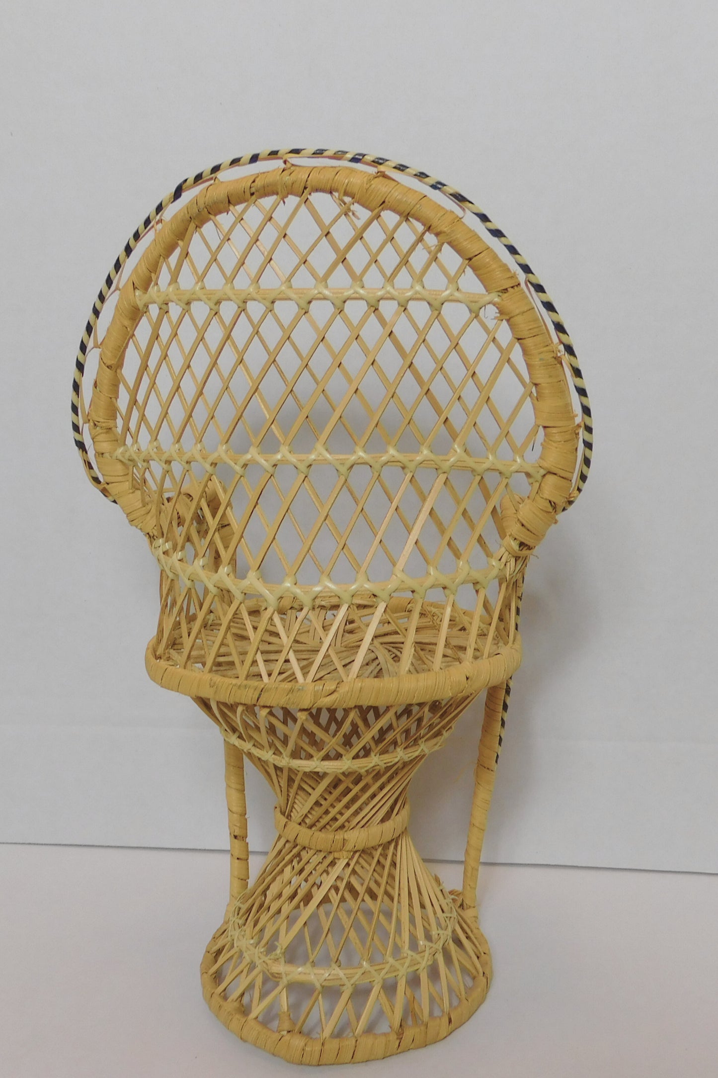 Mini Wicker Peacock Chair Plant Holder