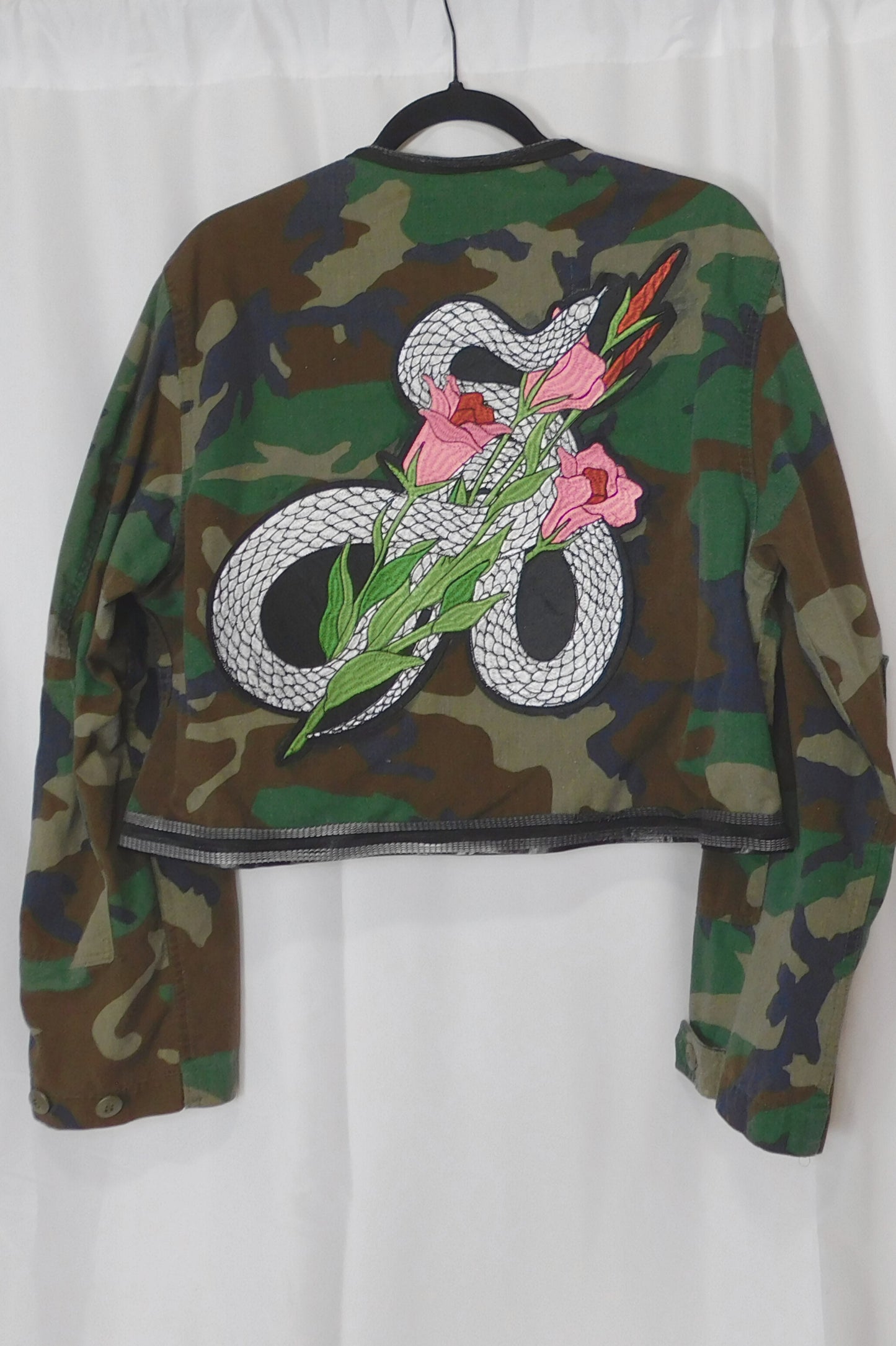 SOLDIER OF FORCE x B'Ok Media Life Thread On This Cropped Camo Jacket