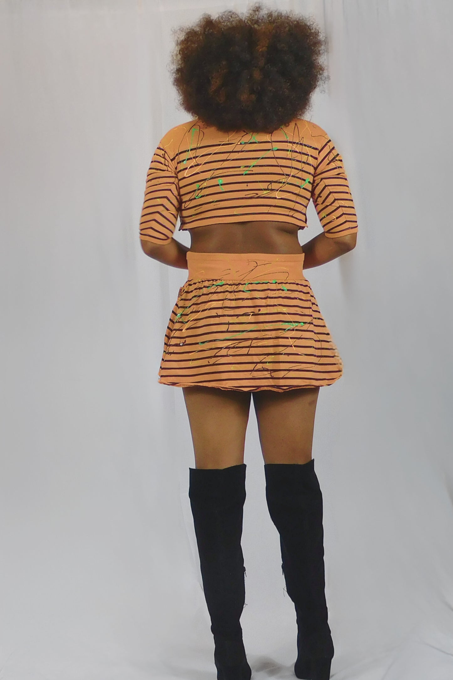 THE ARTIST COLLECTION All Over Stripes Skirt Set