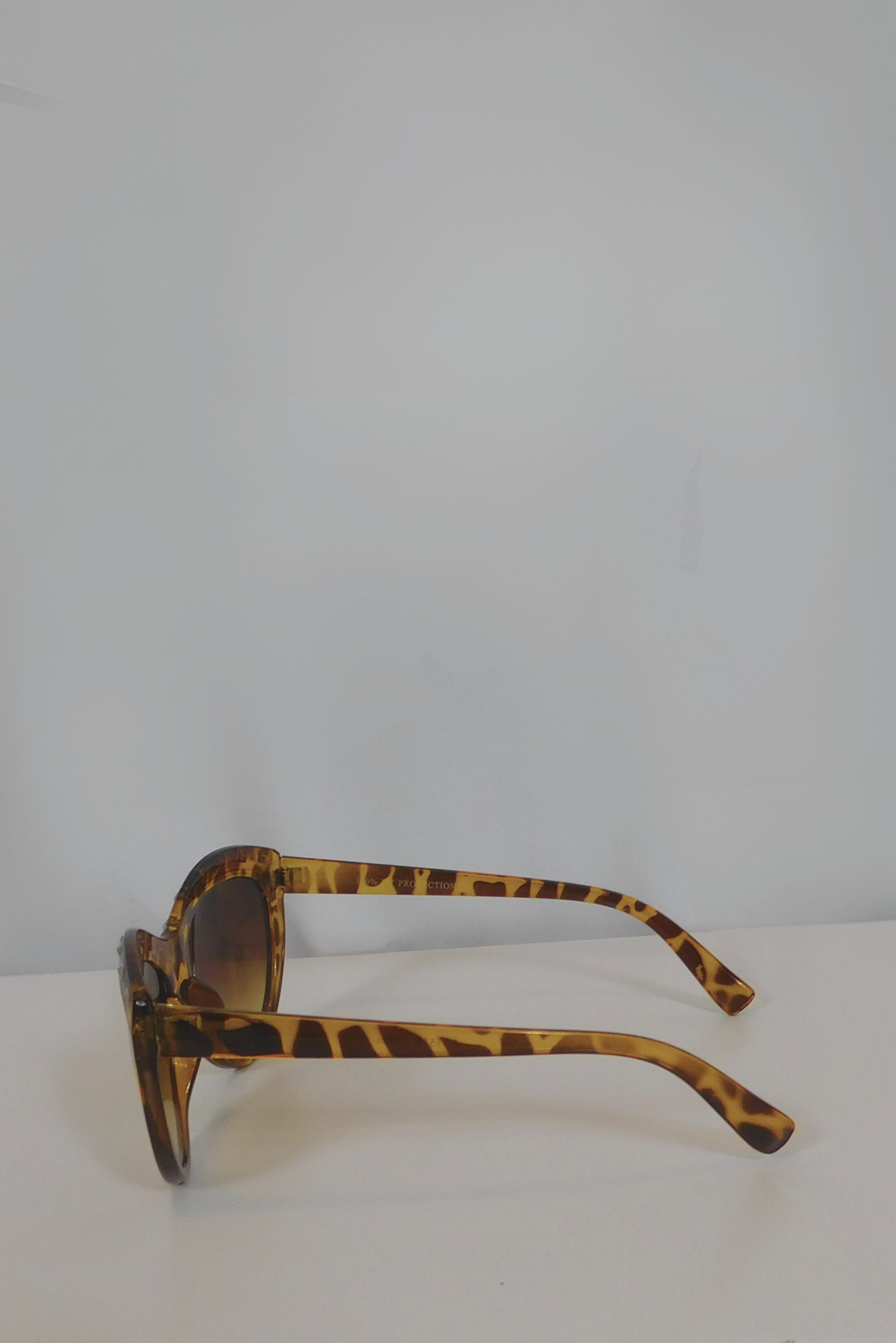 Studded Cat Eye Sunglasses