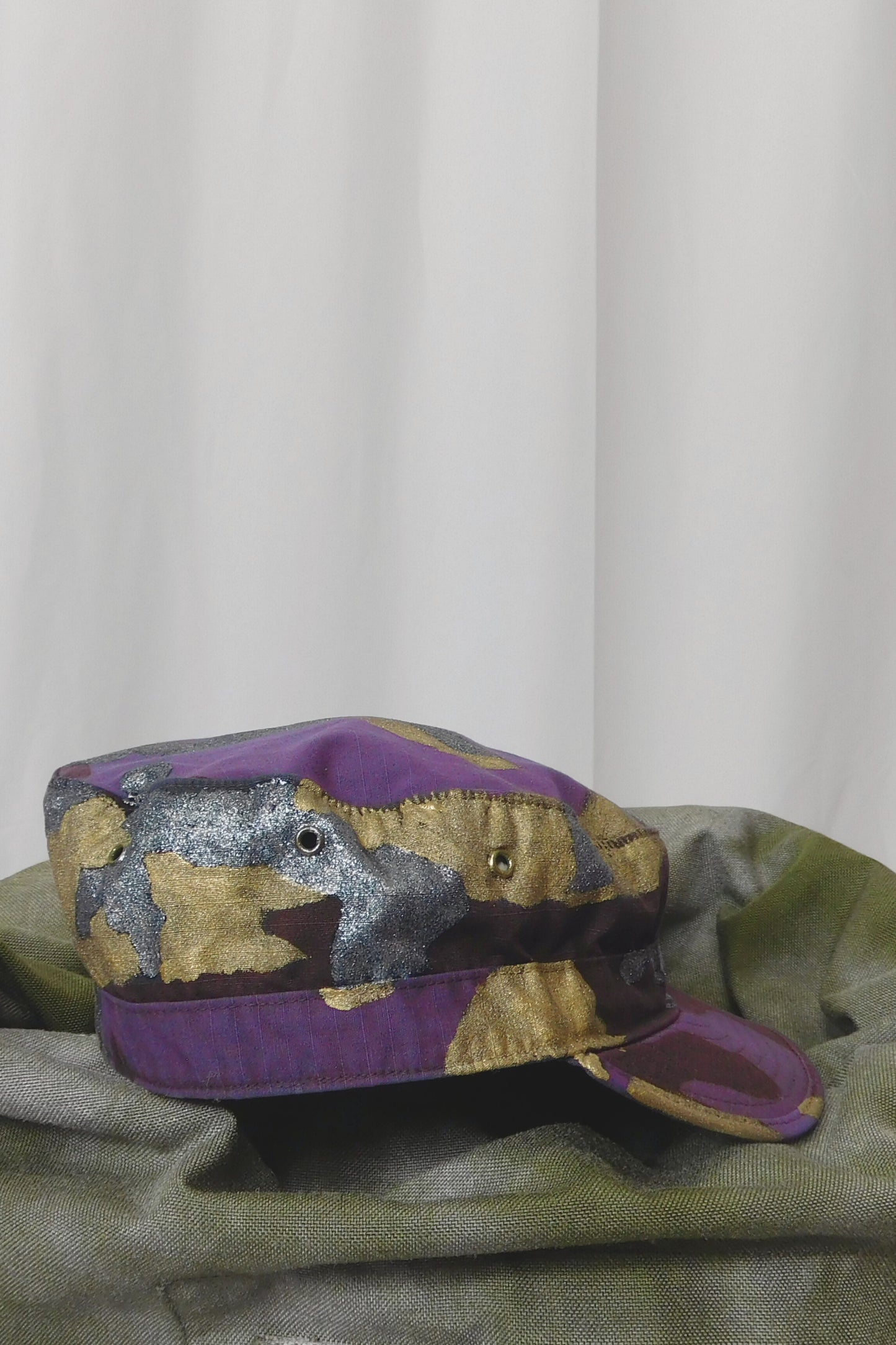 SOLDIER OF FORCE Fancy Metallic Camo Hat