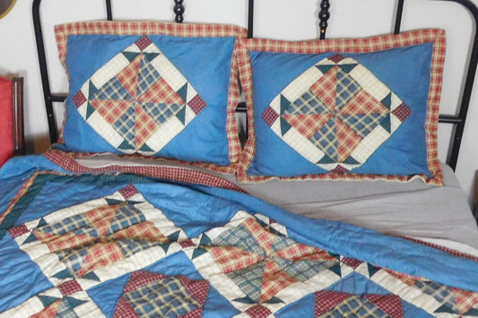 Vintage Plaid Quilt and Pillow Sham Set