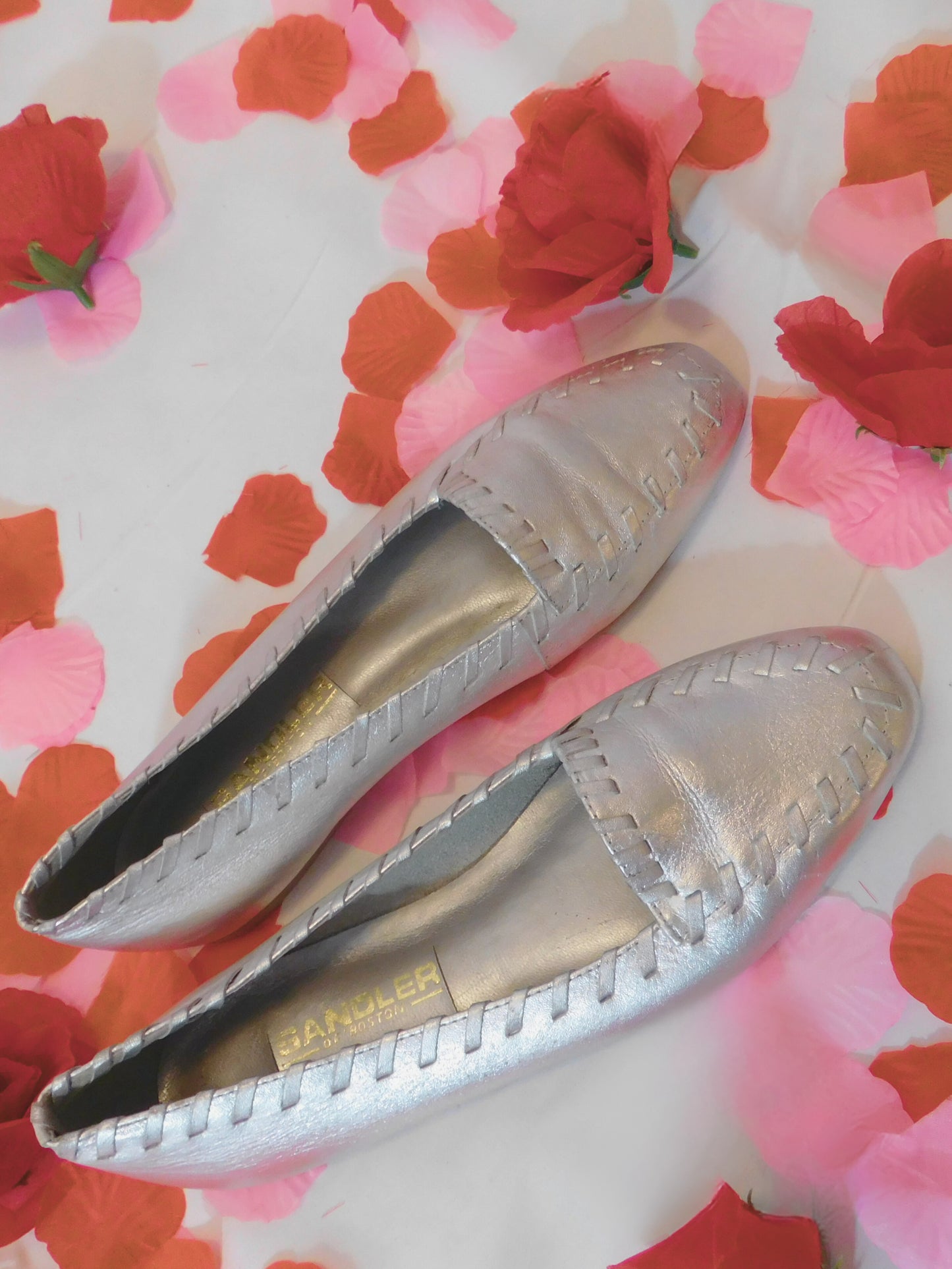 Metallically Comfortable Sandler of Hoston Silver Flats